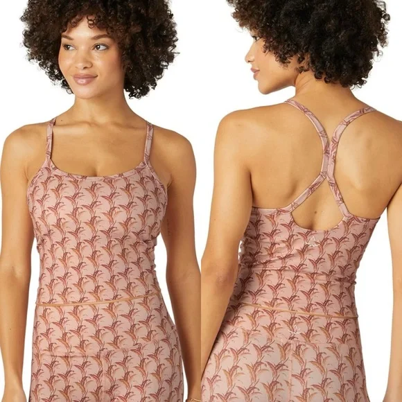 Beyond Yoga Slim Racerback Crop Tank, M - Picture 1 of 6